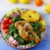 Ensalada de pollo y piña